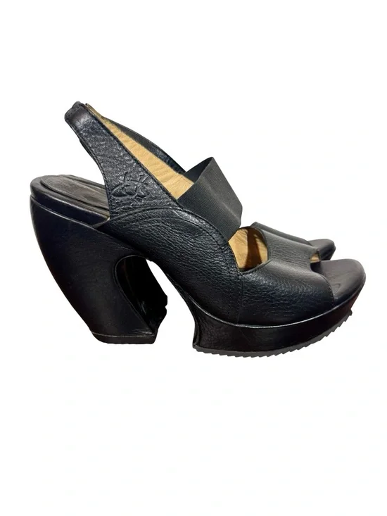John Fluevog Spur Prepare Hi Leather Chunky Sculptural Curved Platform Sandals - Picture 8 of 15